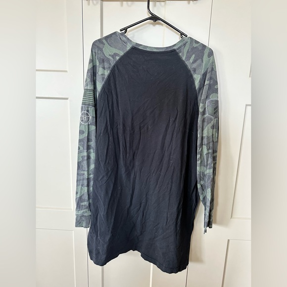 University of Oregon long sleeve T - Picture 3 of 4